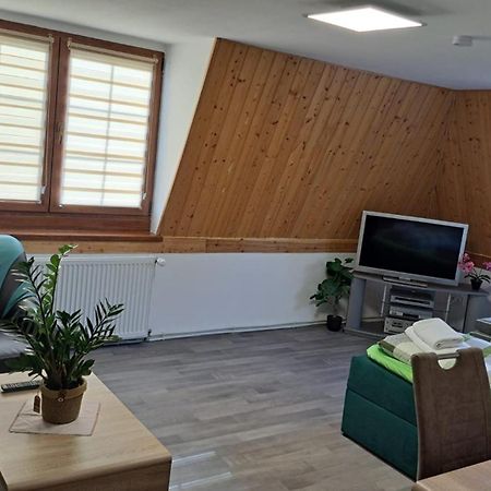Zimmervermietung Abir Drážďany Exteriér fotografie