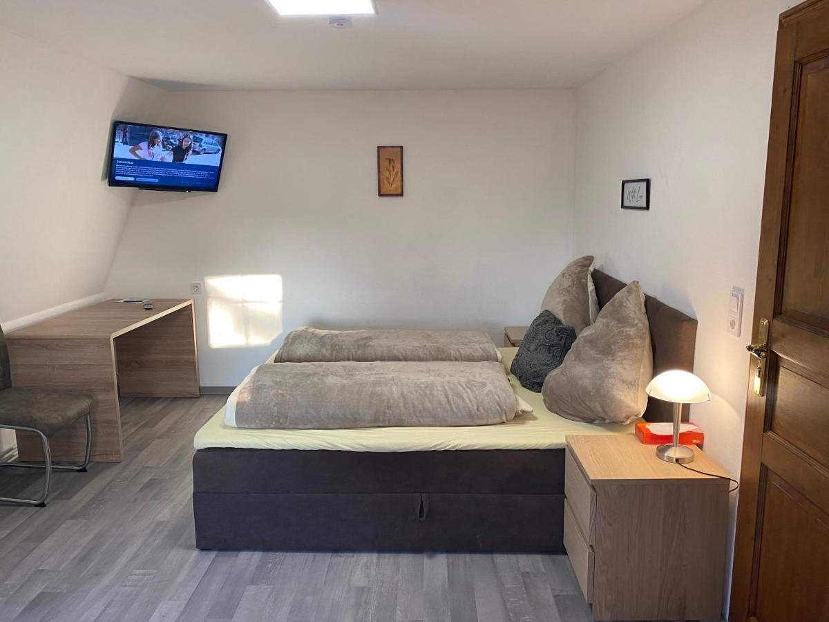 Zimmervermietung Abir Drážďany Exteriér fotografie